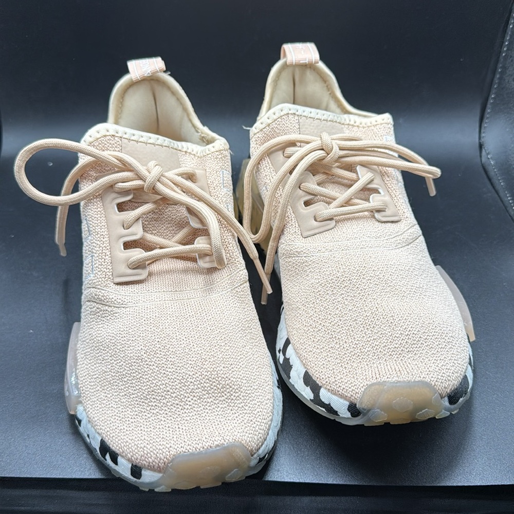Adidas Women’s NMD Blush - Picture 7 of 13